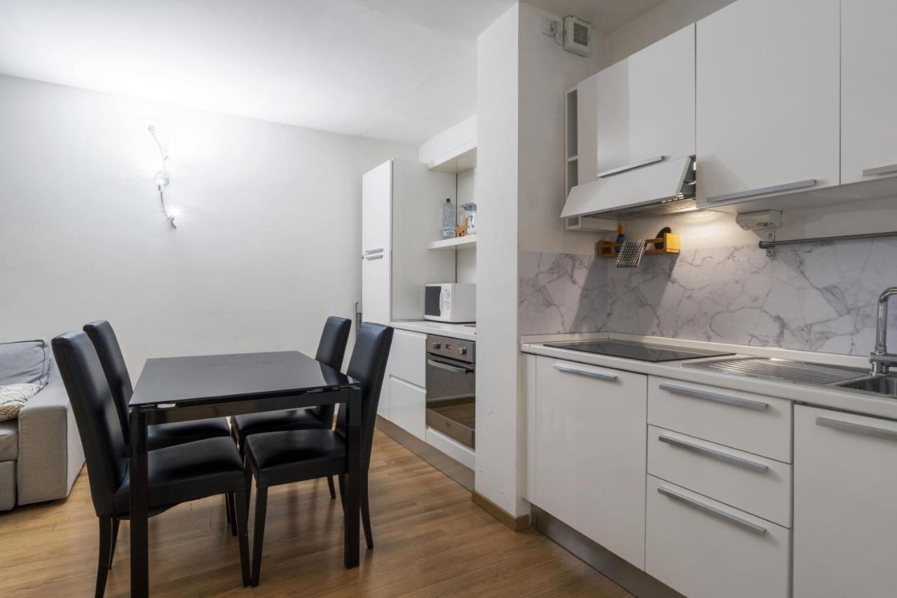 Cozy & Comfy In Navigli Area * Mailand